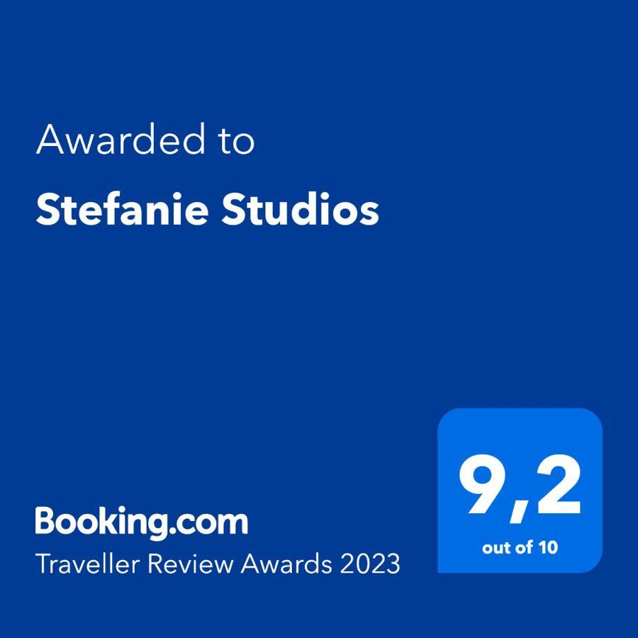 Stefanie Studios Aegina Buitenkant foto
