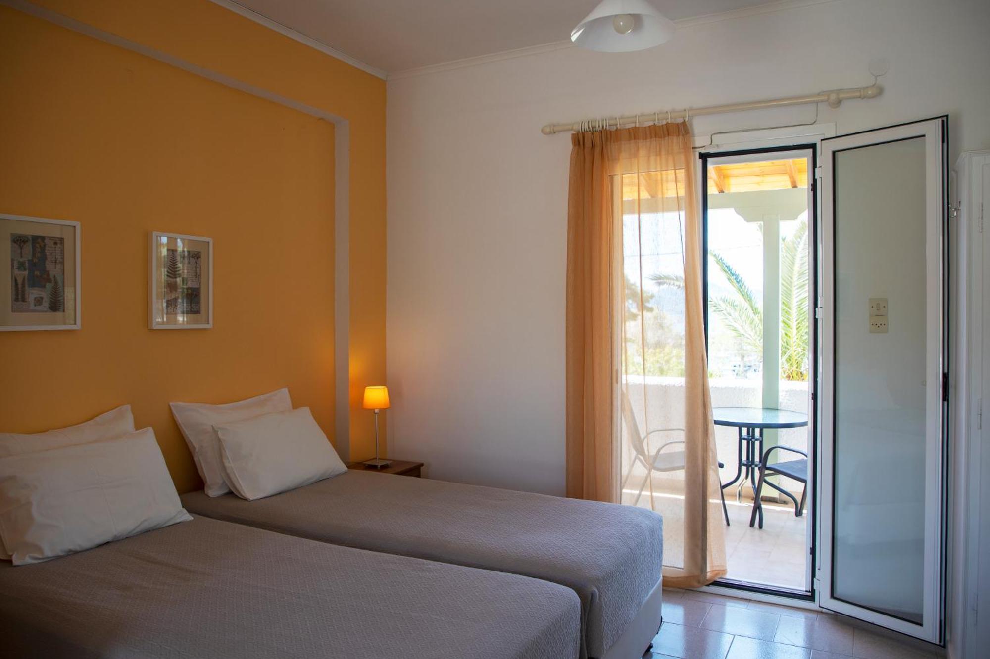 Stefanie Studios Aegina Buitenkant foto