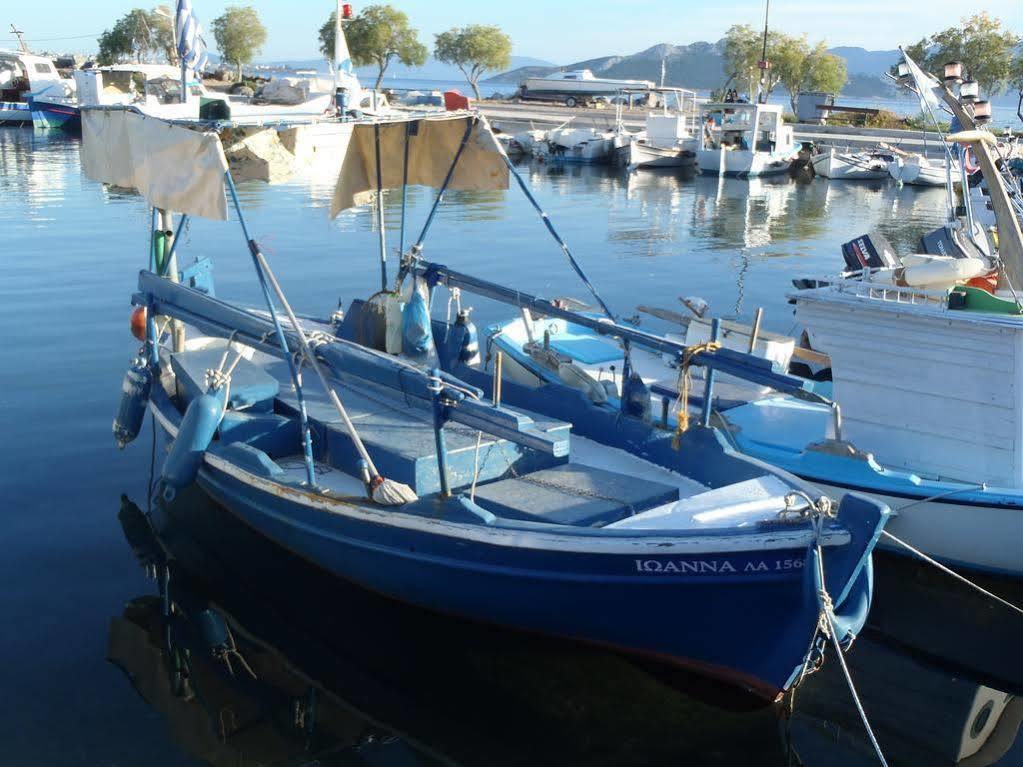Stefanie Studios Aegina Buitenkant foto